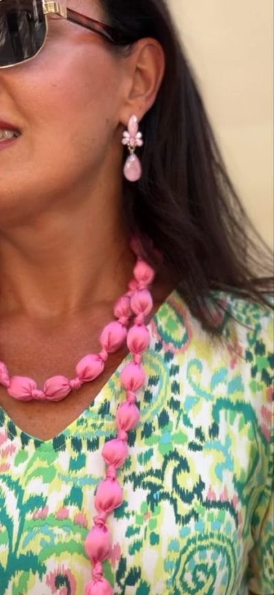 Alternative view of Pendientes gota rosa