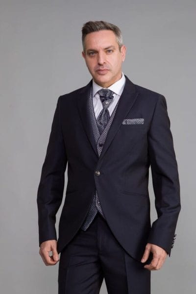 Alternative view of Traje Bowie