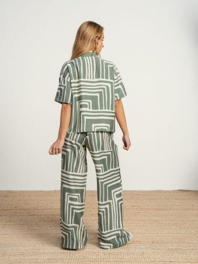 Alternative view of Conjunto camisa y pantalón estampado verde Ref. 269620