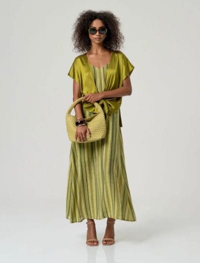 Alternative view of SURKANA Blusa fluida anudada verde Ref. Biso