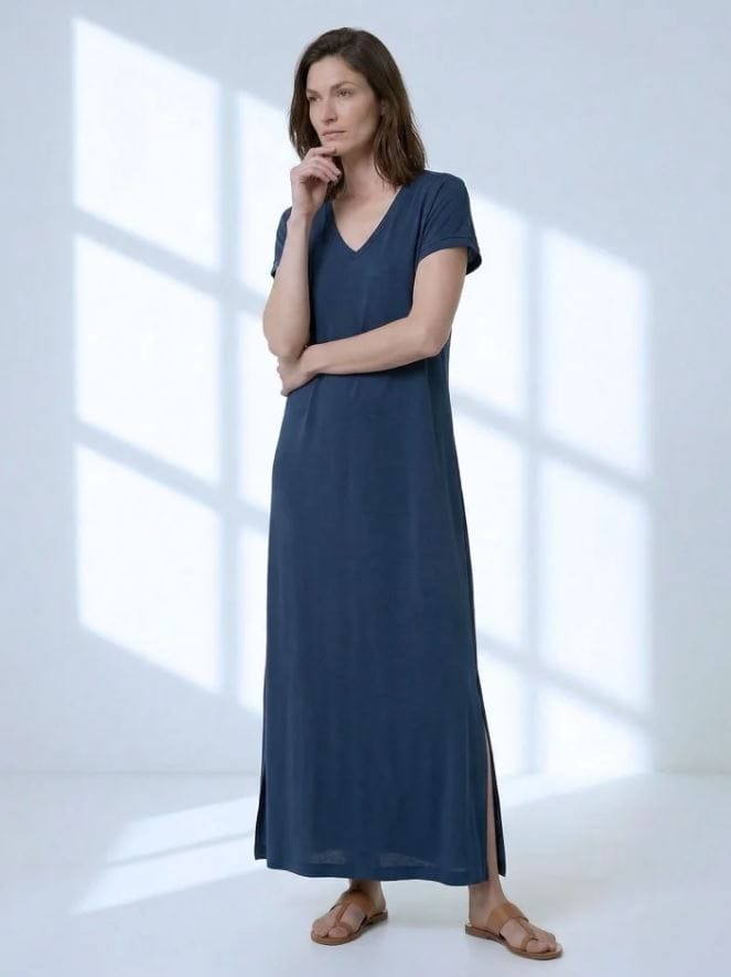 SURKANA Vestido maxi liso marino Ref. Bamo