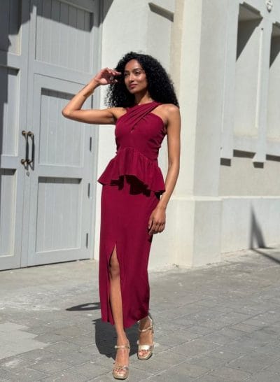 Vestido midi cuello halter cruzado granate Ref. 4879
