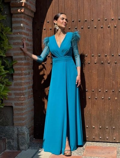Vestido largo plumas turquesa Ref. 4897
