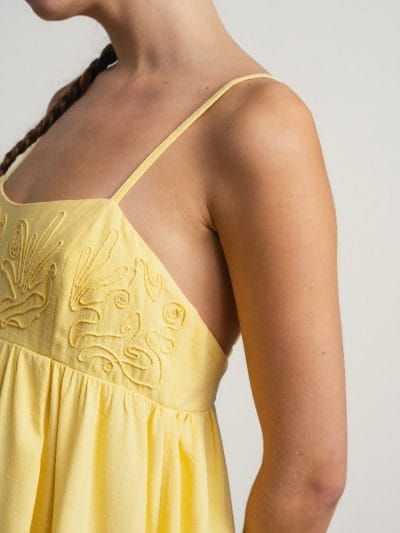Alternative view of Vestido amarillo bordado Ref. 269424