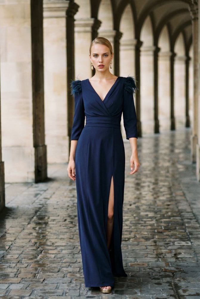 Vestido largo plumas marino Ref. 2797