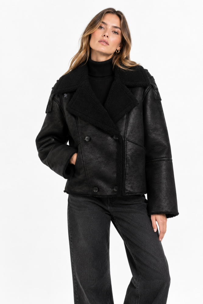 Chaqueta polipiel negra pelito Ref. Olive